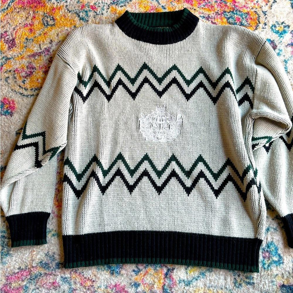 C.C. Club Vintage Crewneck Large